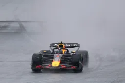 Weerupdate GP Groot-Brittannië | Onweer en regen voorspeld, uur na start klaart het op