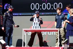 Kwalificatieduels | Gelijke stand bij McLaren, Verstappen ondanks teleurstelling op perfecte score