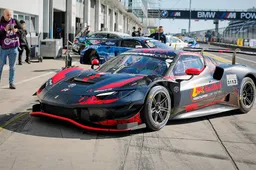 F1-coureur reageert lachend op GT3-test van Verstappen: 'Reed hij een ronderecord?!'