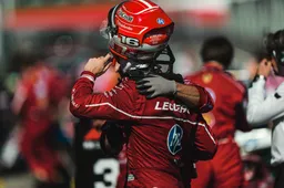 Villeneuve uit kritiek op Ferrari: 'Eerst bij Leclerc in Montréal, nu bij Hamilton'