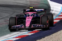 Alpine slaat slag en maakt komst oude bekende wereldkundig