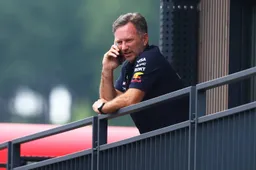 Steiner denkt dat er meer speelt bij Red Bull: 'Zou Verstappen gezegd kunnen hebben'