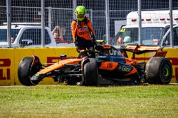 Mol dient Stella van repliek na McLaren-crash: 'Dat is ook mosterd-na-de-maaltijd-gelul'