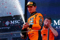 Norris geloofde voor de race al in de overwinning: 'Misschien moet ik dat vaker doen!'