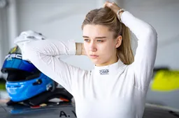 Razendsnelle Bulgaarse Vateva beklimt Porsche-piramide: 'Mensen onderschatten je, maar dat motiveert me'