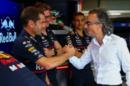 Mol looft Mekies voor 'keuze die Horner nooit zou maken': 'Ik voelde iets anders bij Red Bull'