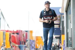 Schumacher is er zeker van: 'Manager en papa Verstappen weten waar het naartoe gaat'