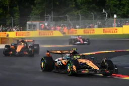 Hughes weet van speciale 'kamer' van McLaren: 'Wat daar dan ook besproken is'