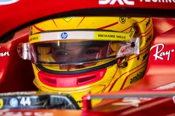 Plooij toont geen sympathie voor coureur: 'Gaan we een beetje lopen janken?'