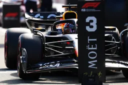 Verstappen met brede lach na doorbraak: 'We hebben heel veel veranderd'