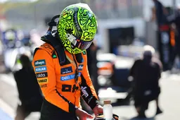 Norris legt de schuld elders neer: 'Daar ging mijn poleposition op dat moment'