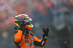 Piastri ziet Norris nog altijd als titelkandidaat: 'Hij doet zeker nog mee'