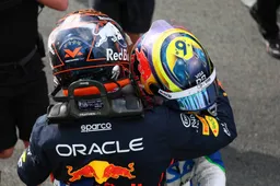 Steiner geeft Hadjar goede kansen tegen Verstappen: 'Hij heeft dat voordeel'