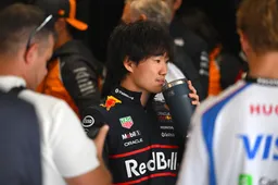 Tsunoda met kritiek op Marko: 'Het verschil tussen Verstappen en mij was heel klein'