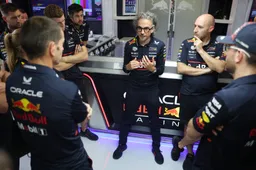 Mekies spreekt over 'magie van Verstappen': 'Stuurde het team de juiste richting in'