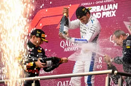 Sainz kan sneren naar Hamilton na eerder podium bij nieuwe werkgever te hebben behaald