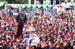 Verstappen reageert op Italiaans publiek: 'Ik krijg hier nog een keer PTSD van!'