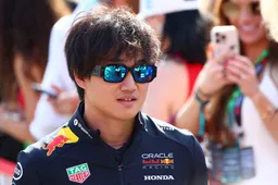 Oud-teambaas ziet het somber in voor Tsunoda: 'Het is hem allemaal in de schoot geworpen'