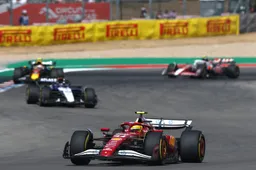 Hamilton ziet eindelijk licht aan het einde van de tunnel: 'Begrijp de auto eindelijk'