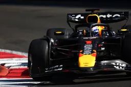 Steiner reageert sarcastisch op 'doorzichtige' Stella: 'Misschien had hij ademhalingsproblemen'