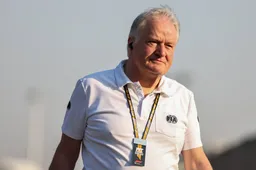 Plooij meent dat McLaren eerder betrapt is: 'De FIA wilde even kijken'