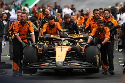 Voormalig Formule 1-coureur ziet 'amateuristisch' McLaren: 'Alleen Verstappen is klaar voor de titel'