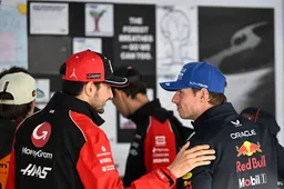 Bizarre toekomstplannen: 'Vraag me af of hij en Verstappen samen in auto zouden stappen'