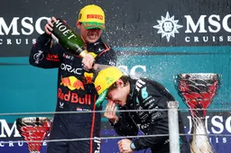 Verstappen reageert droog op lof: 'Maakt me gewoon niet zoveel uit'