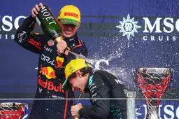 Verstappen weet niet of pitstop hem de overwinning kostte: 'Onmogelijk te zeggen'