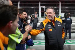 Brown met apart compliment over Verstappen als 'die kerel in een horrorfilm', eerste reactie op DSQ