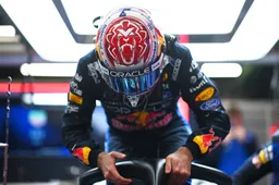 Verstappen versnelt flink, Mercedes niet langer het snelste team
