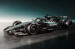 [Foto's] Mercedes toont eerste foto's van W17 en kondigt meerjarige deal aan met Microsoft