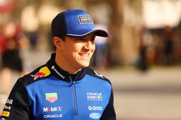 Hadjar grijnst om sterk punt van Red Bull: 'Hopelijk kunnen we dit momentum meenemen'