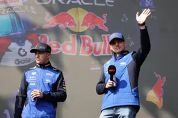 Sky Sports vindt het ironisch: 'Nu heeft Red Bull twee rijders die in elkaars buurt komen'