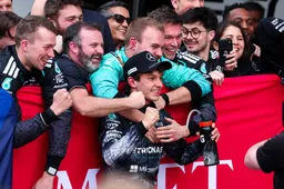 Buxton stoort zich aan Wolff en Mercedes: "Je kan niet van twee walletjes eten, zo werkt het niet!"