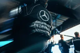Villeneuve deelt een waarschuwing uit aan Mercedes: "Maakt dit je de verdiende winnaar?"