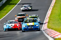 Juha Miettinen (66) overleden in NLS-crash, race wordt niet hervat