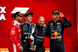 Buitenlandse media overwegend lyrisch over Verstappen: "Laat zien waarom hij viervoudig kampioen is"