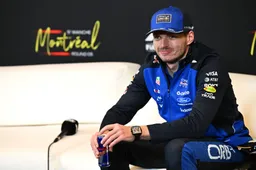 Verstappens handen jeuken door nieuwe RB22: "Spannend hoeveel tijd het oplevert"