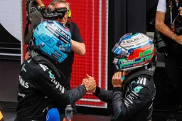 Verstappen zet Hadjar voor het eerst op achterstand, spanning bij de topteams