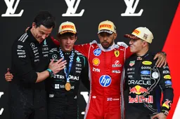 Antonelli en Hadjar bezorgen Hamilton opvallende statistiek: "Je bent nog wel in shape Lewis"