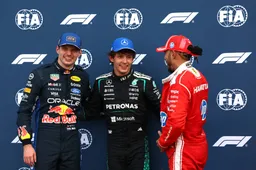 Verstappen en Hamilton krijgen lachers op hun hand met advies voor Antonelli