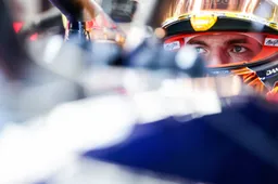 Red Bull zal met de handen in het haar zitten na financiële klapper door Verstappen