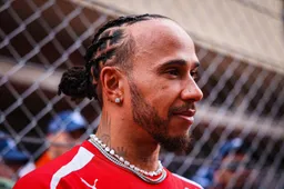 Ondertussen in F1 | Keeping up with the Hamiltons: Brit pakt uit met speciale outfit
