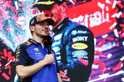 Pérez durft de hamvraag te stellen aan Verstappen: "Misschien als we uiteten gaan!"