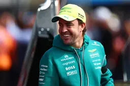 Aston Martin deelt korte update over toekomst Alonso: "Dát is geen probleem"