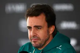 Alonso verlengt contract en onthult waarom hij blijft experimenteren: "Racen zit in mijn leven"