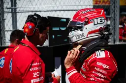 Leclerc klokt snelste tijd in Mexico, Verstappen eist hoofdrol op met incident