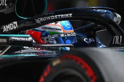 Antonelli bevestigt favorietenrol, Verstappen kan goed meekomen na crash van Hamilton