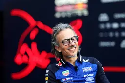 Red Bull dolgelukkig met Verstappen en klopt op de deur bij Mercedes: "Snelste auto"